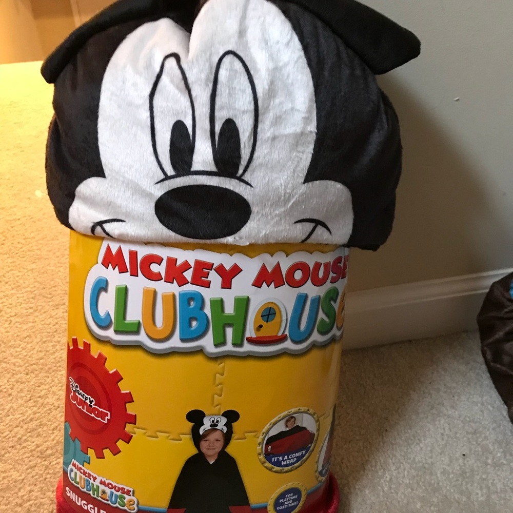 Mickey Mouse snuggle wrap